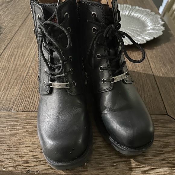 Harley Davidson women’s motorcycle boots - Picture 2 of 2